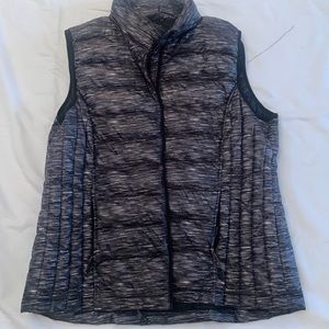 Womens puffy vest XL 32 degrees